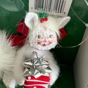 Annalee 3” Christmas Swirl Kitty Christmas Ornament
Item #710019